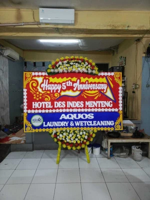 Papan Bunga di Jatingarang Bayan