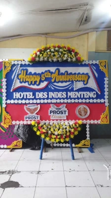 Papan Bunga di Jatingarang Bayan